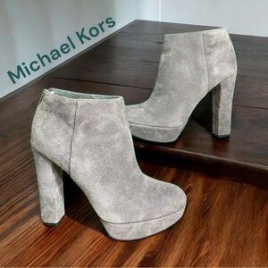 Michael Michael Kors-sz 7 gray suede bootie w/silver back zipper. EUC! Like new!
